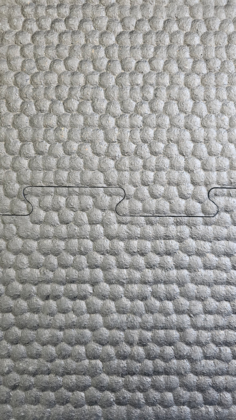 Essential K16 interlocking rubber tile