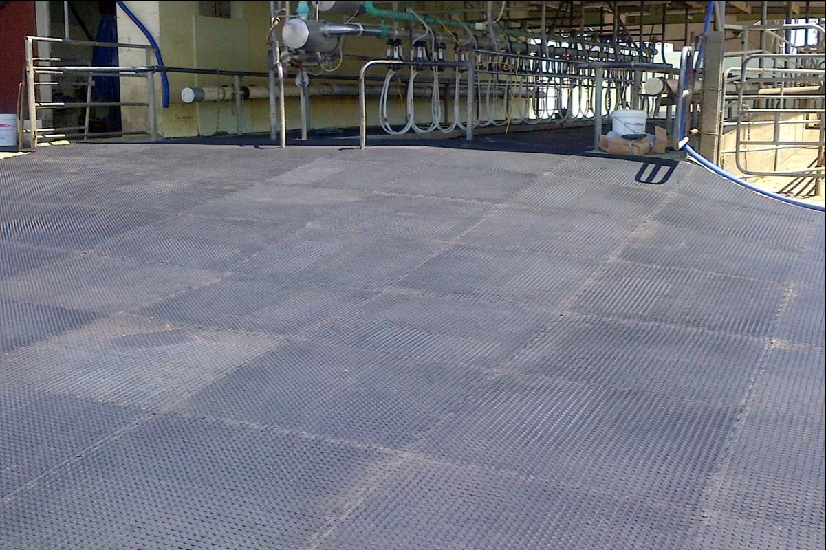 Interlock Rubber 23mm Thick (Minimum Order 10 Mats)